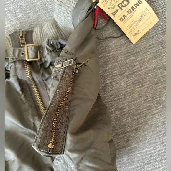 Vintage y2k deadstock da nang cargo mini skirt - Picture 4 of 12